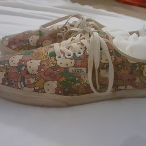 Hello kitty Van's 2011
